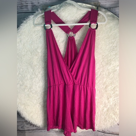 🌺VENUS Hot Pink Halter Romper size Large 🌺 - Picture 7 of 15